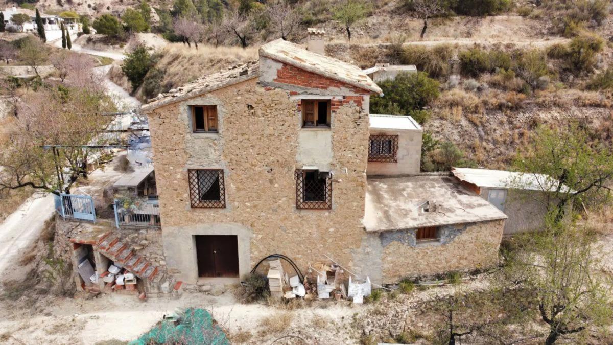 Sale of independent chalet in Sella, Sella
 photo 2