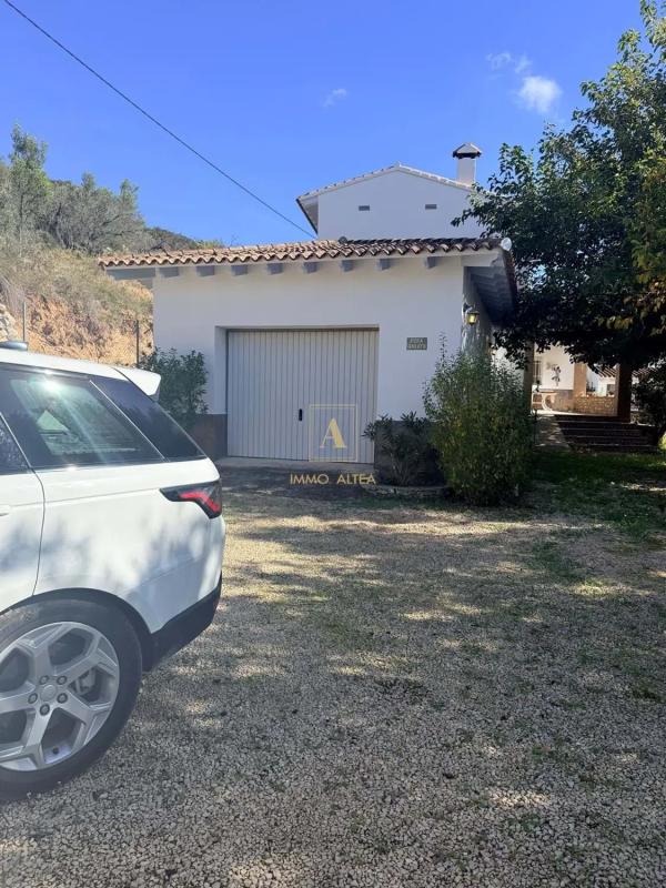 Propiedades en venta y alquiler en España photo 3