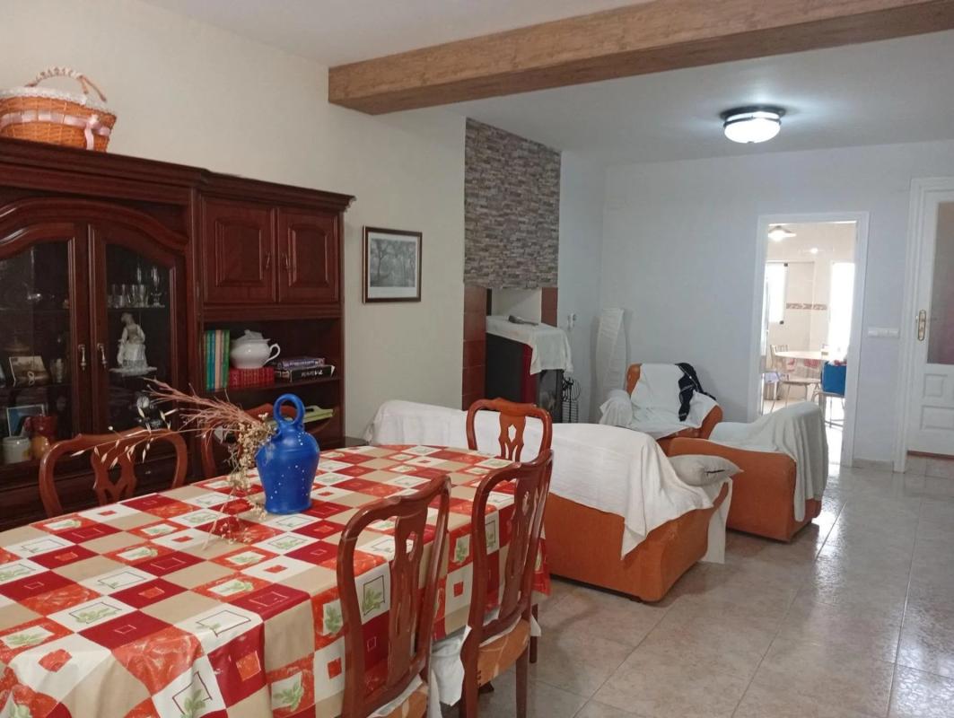 Properties for sale and rent in Spain photo 1