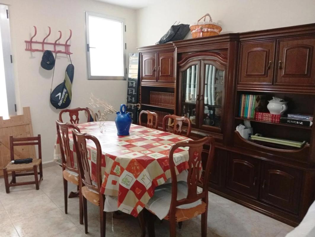 Properties for sale and rent in Spain photo 2