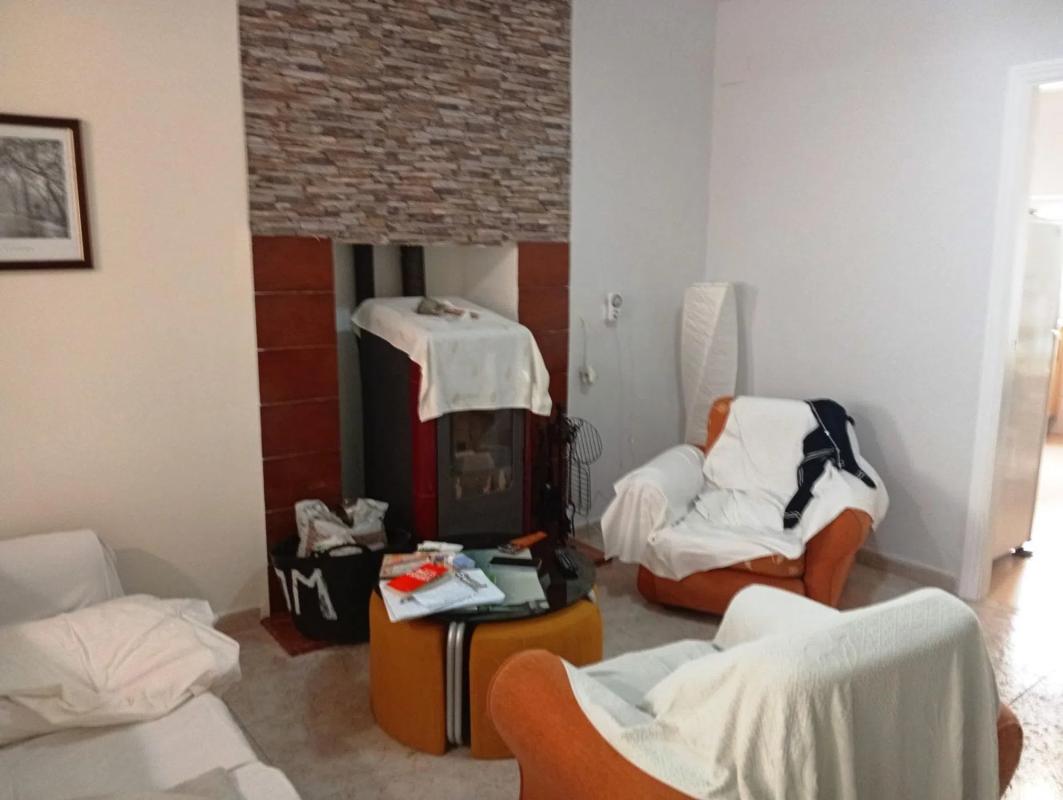 Properties for sale and rent in Spain photo 4