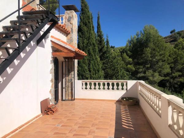 Chalet independiente en venta en Tarbena, Tarbena
thumbnail 2