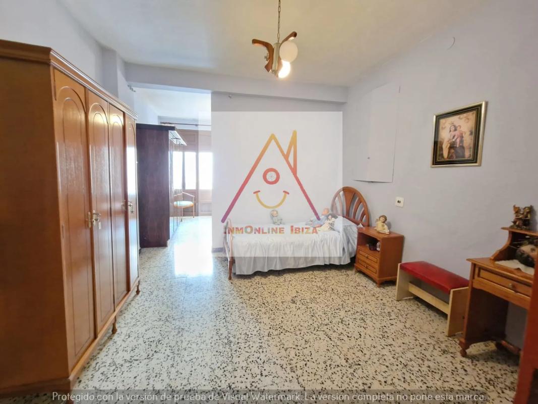 Propiedades en venta y alquiler en España photo 2
