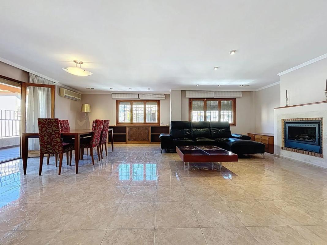 Продажа квартиры на Calle Madrid, Алфаз дель Пи
photo 1
