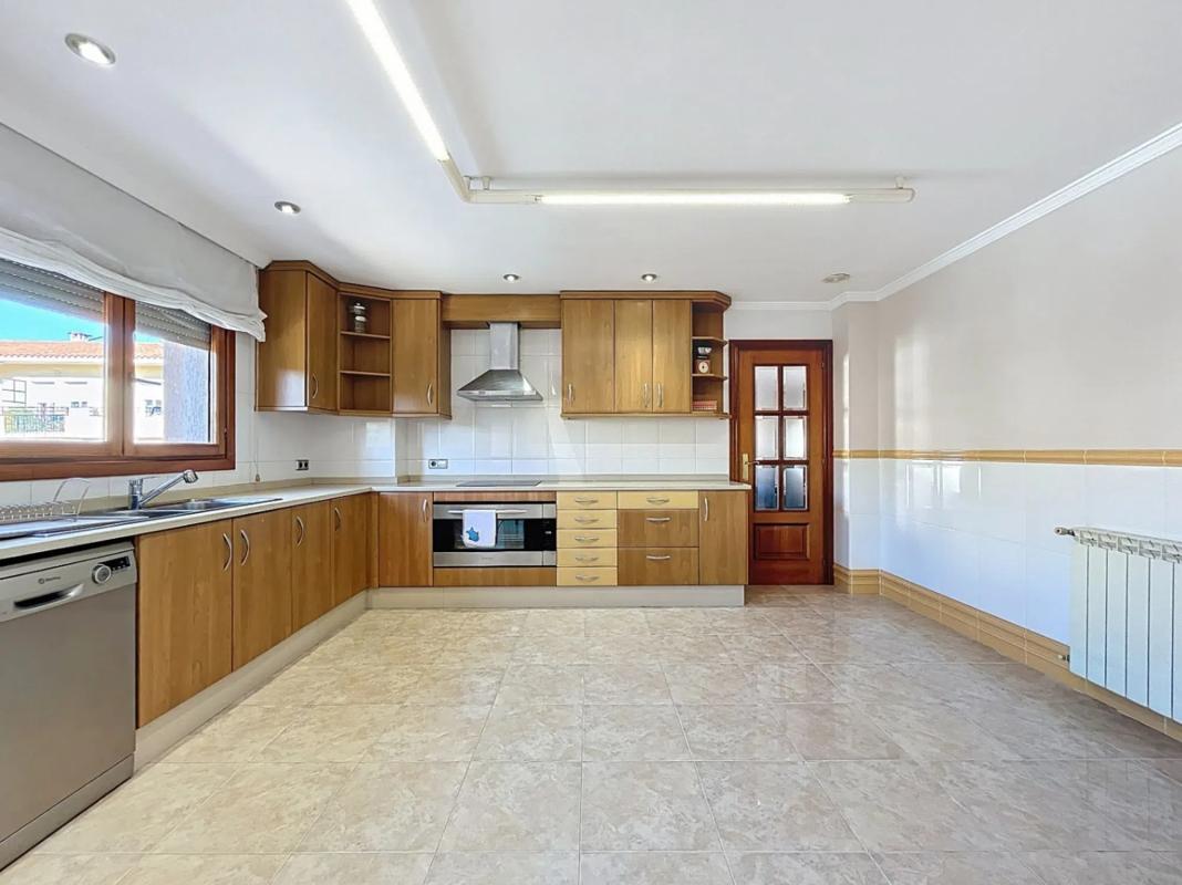 Продажа квартиры на Calle Madrid, Алфаз дель Пи
photo 2