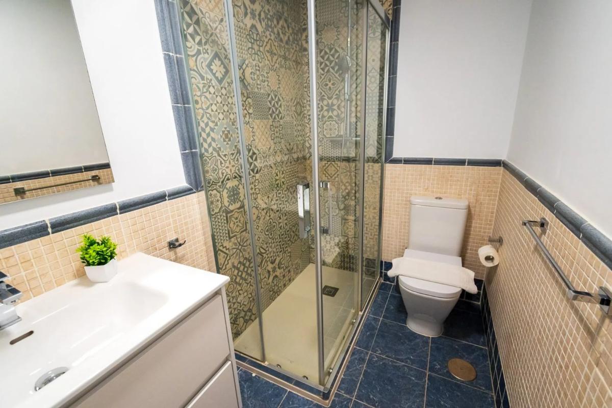 Venta de piso en Calle Presidente Adolfo Suárez, Benidorm
photo 2