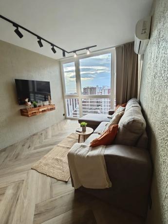 Studio for sale on Avenida de Portugal, Benidorm photo 2