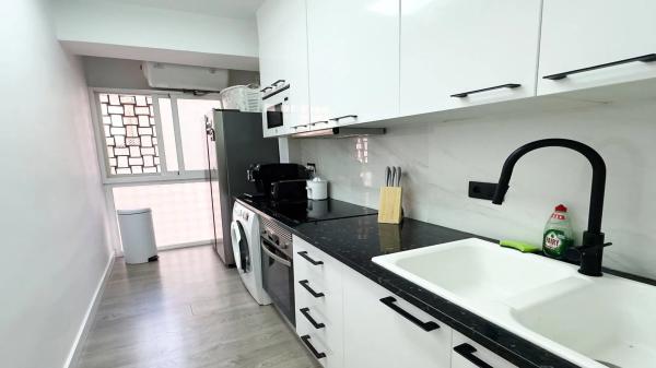 Mieszkanie na sprzedaż w  Calle de Tomàs Ortuño, 73, Benidorm photo 4