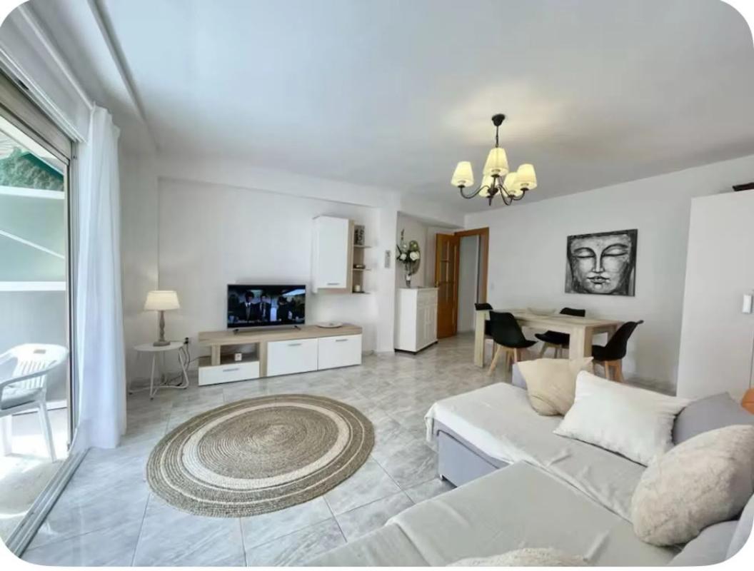 Venta de piso en Calle de Tomàs Ortuño, Benidorm
photo 1
