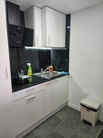 Studio for sale on Avenida de Portugal, Benidorm photo 2