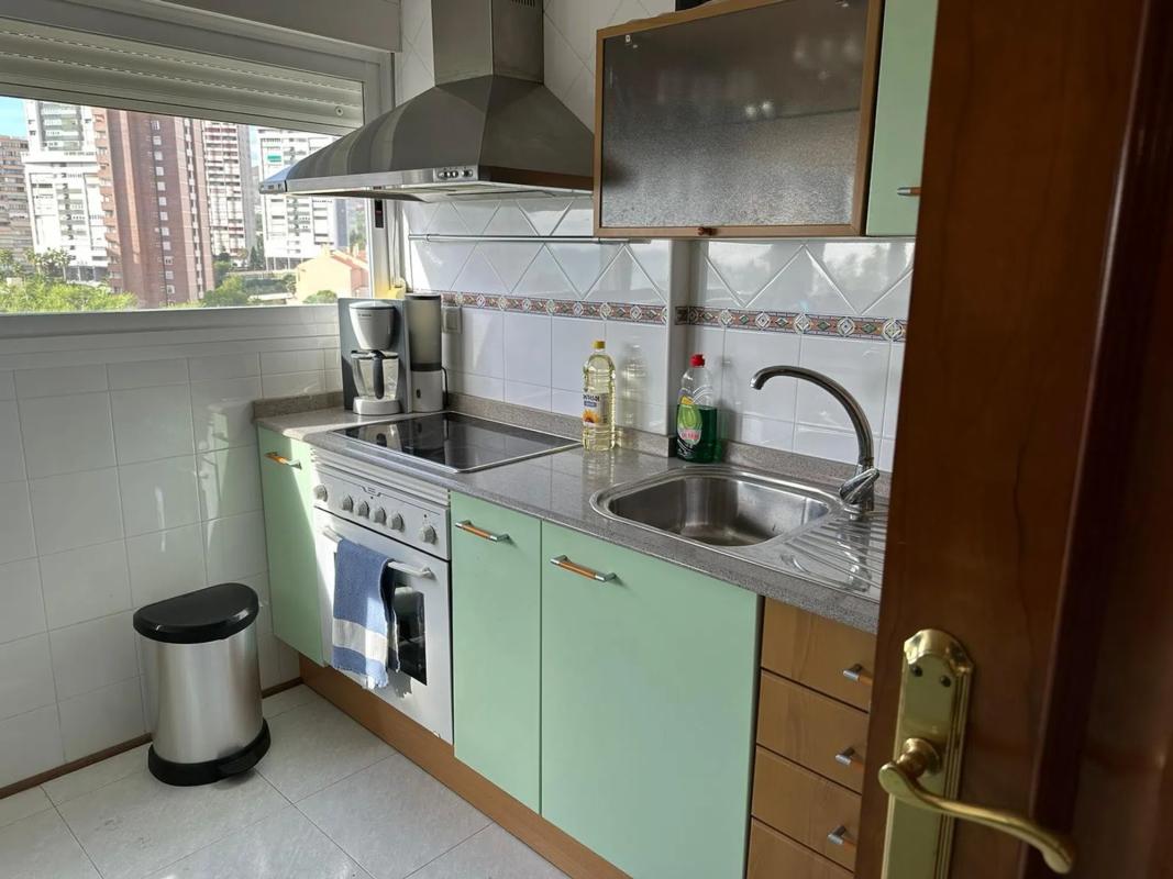 Venta de piso en Playa de Poniente, Benidorm
 photo 3