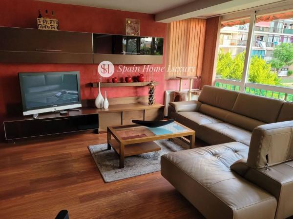 Дуплекс на продажу в Avenida de Paris, Бенидорм photo 1