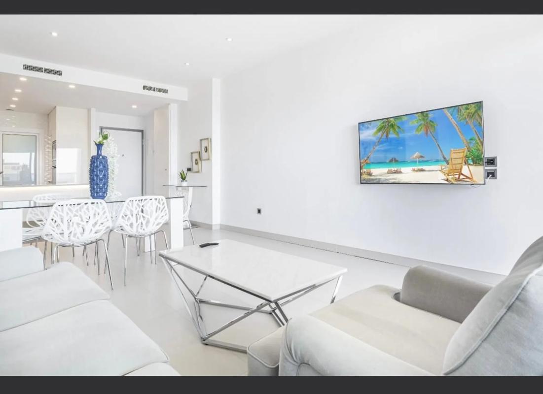 Sprzedaż mieszkania w AV VILLAJOYOSA LA, 12, Benidorm
photo 3