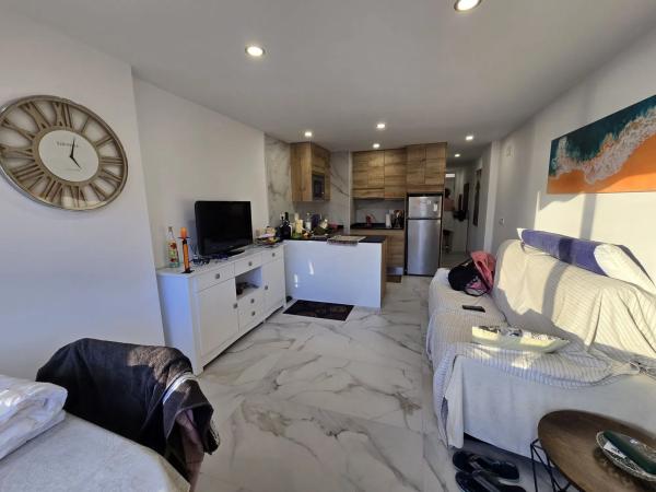 Квартира на продажу на Calle de Londres, 6, Бенидорм photo 1