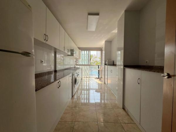 Venta de piso en Barrio Zona Rincón Bajo, Benidorm
photo 1