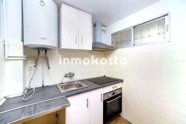 Apartment for sale in  Avenida de Montecarlo, Benidorm photo 1