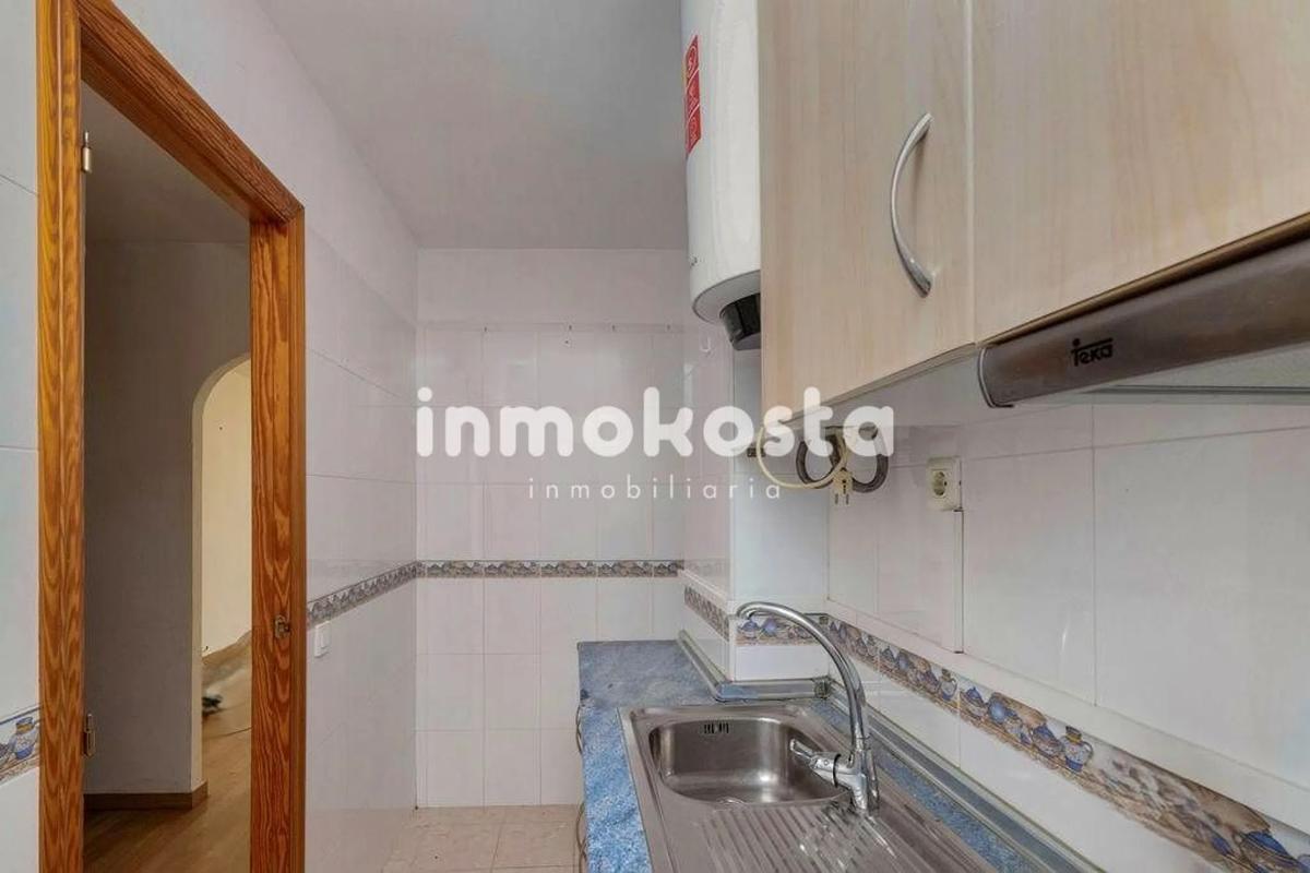 Продажа квартиры на Avenida de Montecarlo, Бенидорм
 photo 5