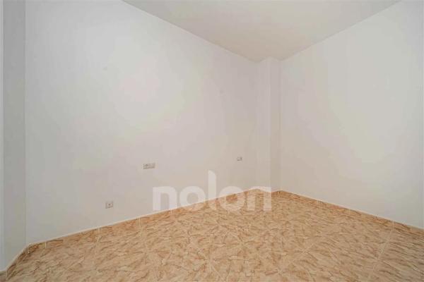 Apartment for sale in  Calle de la Virgen de la Almudena, Benidorm photo 4