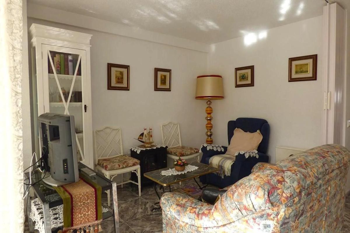 Sale of apartment in Avenida de Paris, Benidorm
 photo 4