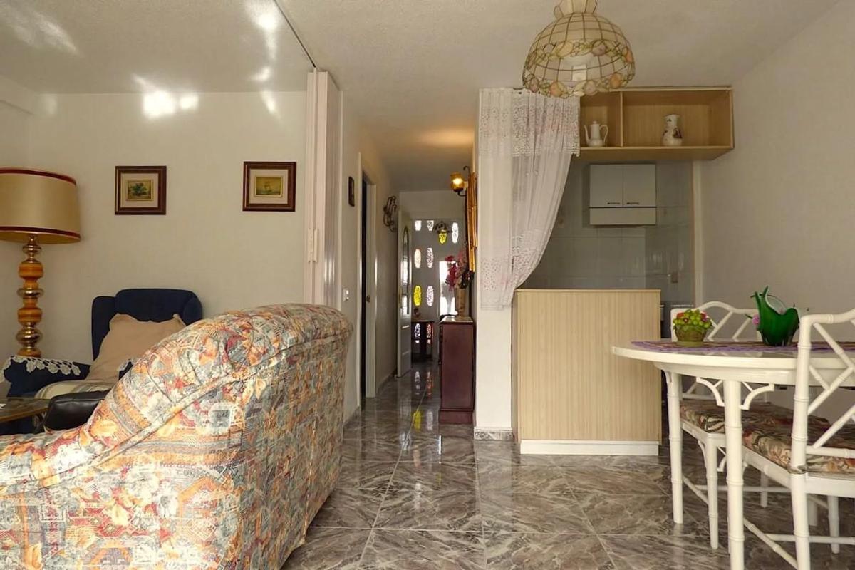 Sale of apartment in Avenida de Paris, Benidorm
 photo 5