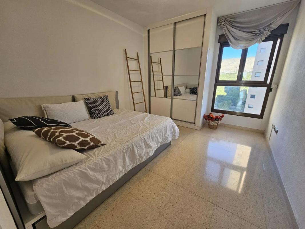 Venta de piso en Playa de Levante, Benidorm
 photo 2
