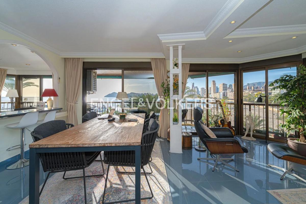 Продажа квартиры на Calle del Condestable Zaragoza, Бенидорм
photo 4