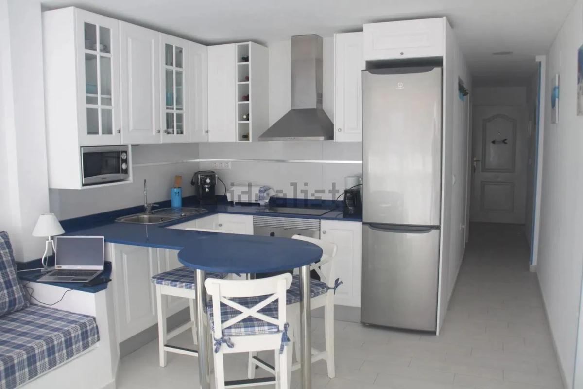 Продажа квартиры на Calle Gerona, Бенидорм
photo 4