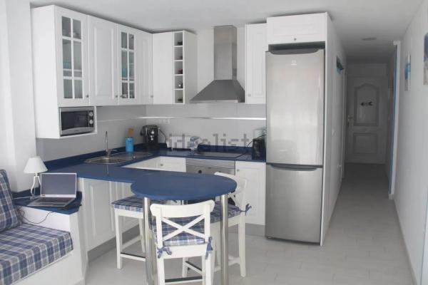 Apartment for sale in  Calle Gerona, Benidorm photo 4