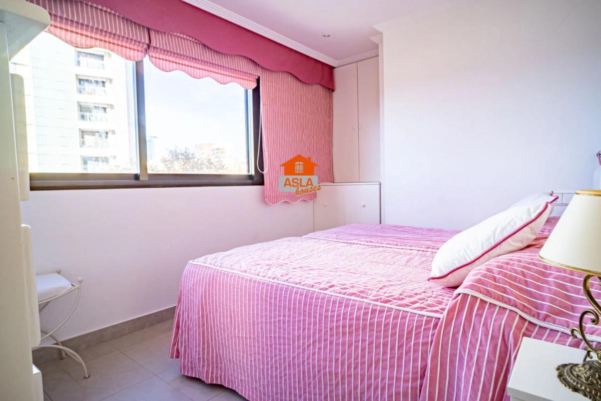 Sale of apartment in Playa de Levante, Benidorm
 photo 4