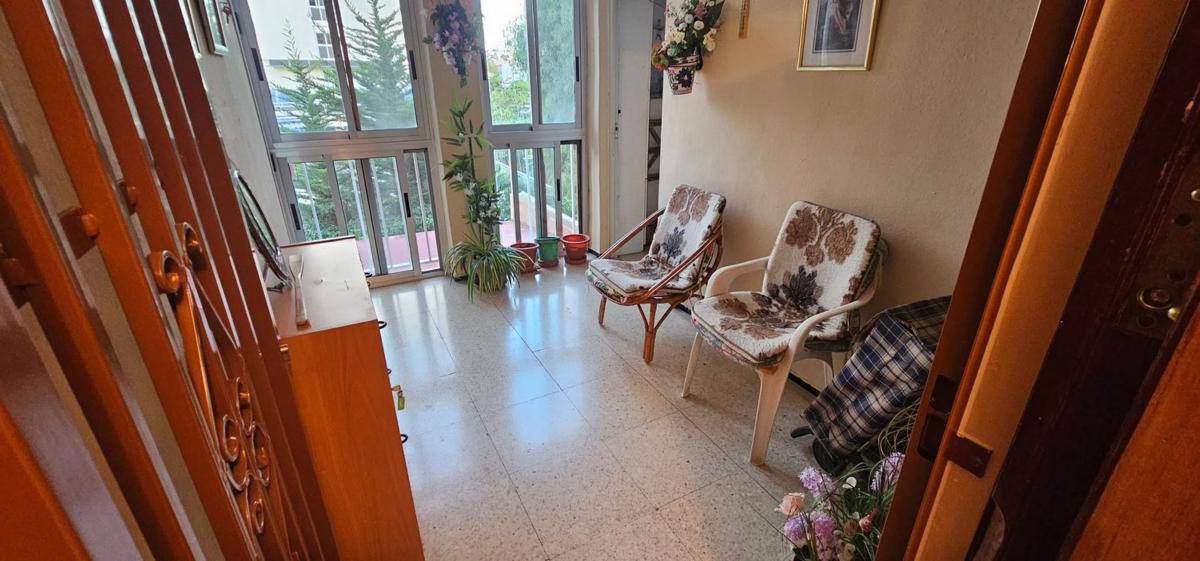 Sale of apartment in Avenida de Roma, Benidorm
 photo 4
