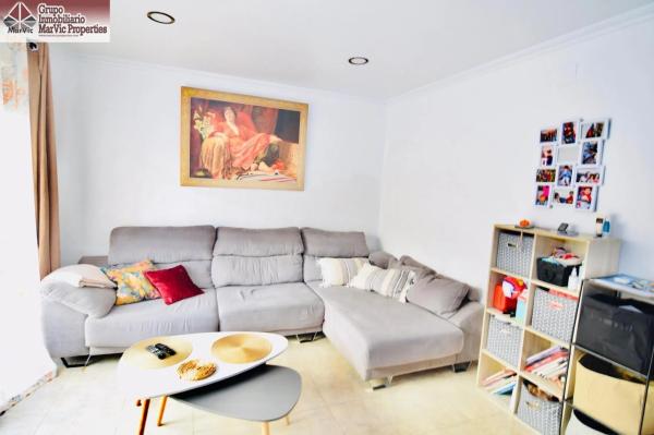 Квартира на продажу на  Calle del Pino, Бенидорм photo 1