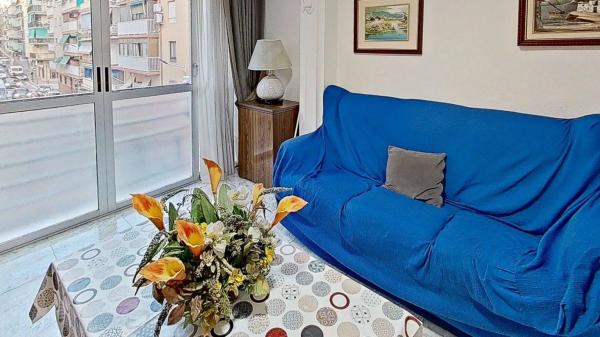 Квартира на продажу на  Calle del Marqués de Comillas, Бенидорм photo 2