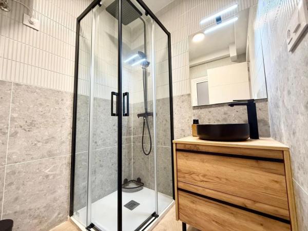Apartment for sale in Calle Emilio Ortuño, Benidorm thumbnail 1