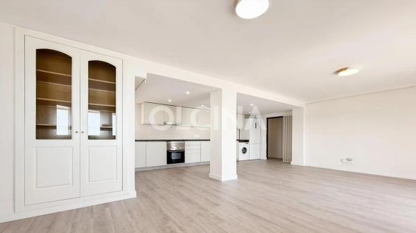 Квартира на продажу на Pasaje Rosaleda, 1, Бенидорм photo 1