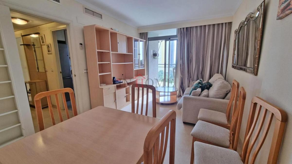 Venta de piso en Playa de Poniente, Benidorm
 photo 3