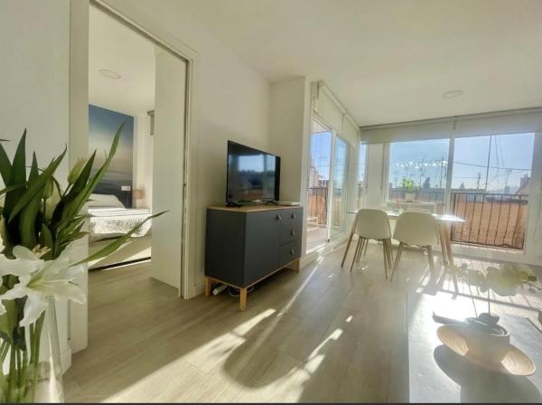 Apartment for sale in  Puerto, Benidorm photo 4