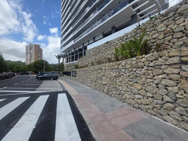 Mieszkanie na sprzedaż w  Calle Presidente Adolfo Suárez, Benidorm photo 1