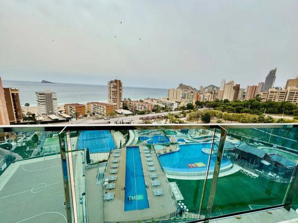 Apartment for sale in Playa de Poniente, Benidorm photo 1