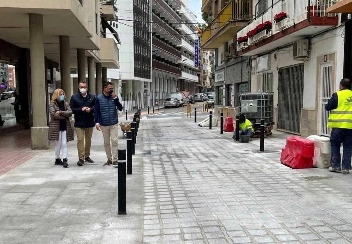 Продажа квартиры на Calle Apolo XI, Бенидорм
photo 1