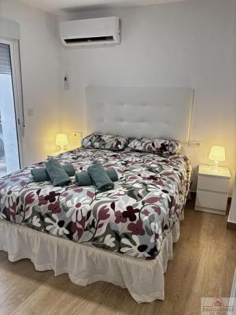 Apartment for sale in Calle de los Naranjos, Benidorm thumbnail 2