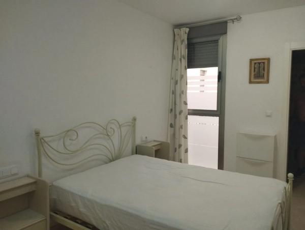 Квартира на продажу на Calle de Serrano, 9, Бенидорм photo 1