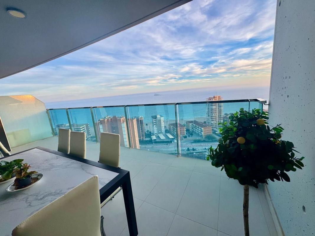 Venta de piso en Playa de Poniente, Benidorm
 photo 2