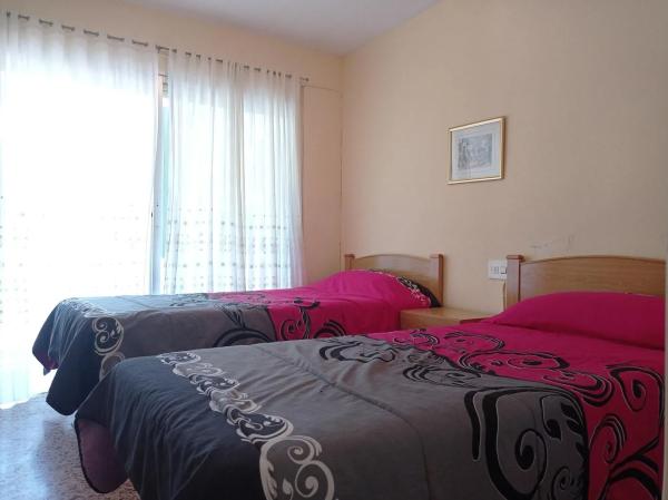 Apartment for sale in  Playa de Levante, Benidorm photo 3