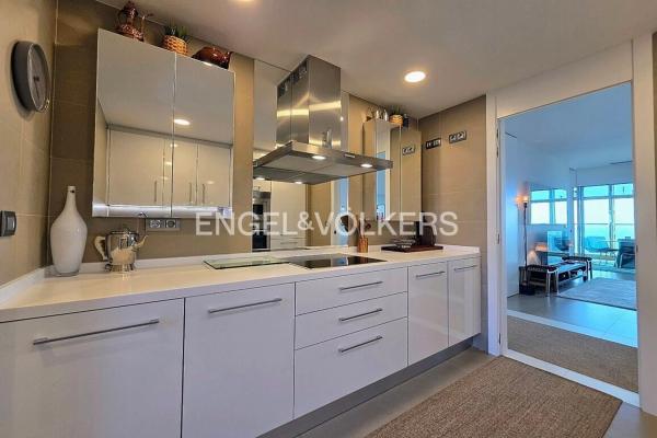 Piso en venta en Avenida de Mejico, Benidorm
 photo 2