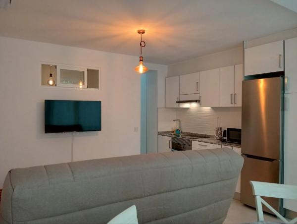 Apartment for sale in  Avenida de Estocolmo, 19, Benidorm photo 4
