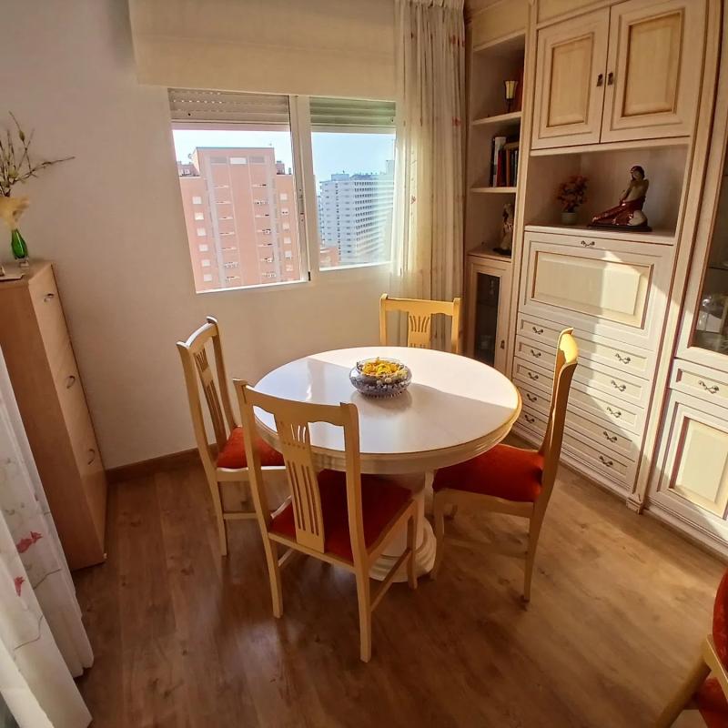 Venta de piso en Avenida de Zamora, Benidorm
photo 2