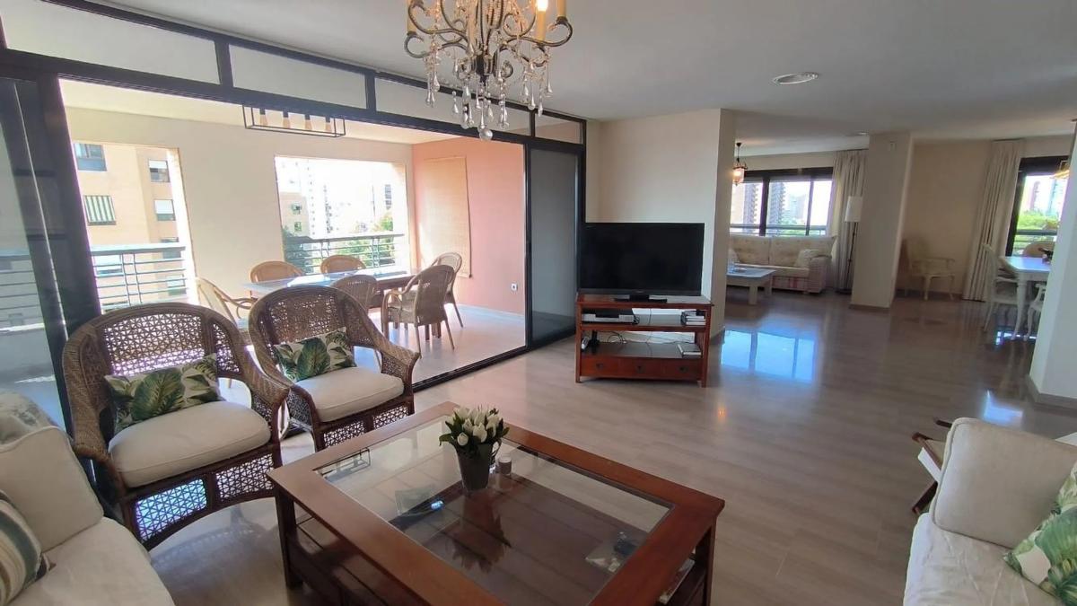 Продажа квартиры на Playa de Poniente, Бенидорм
photo 4