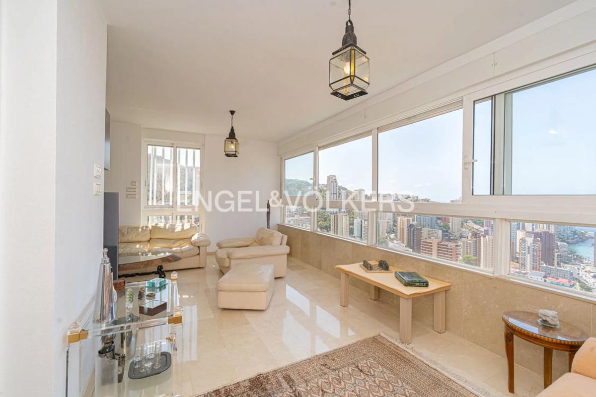 Продажа дуплекса на Avenida Ametlla de Mar, 17, Бенидорм photo 3