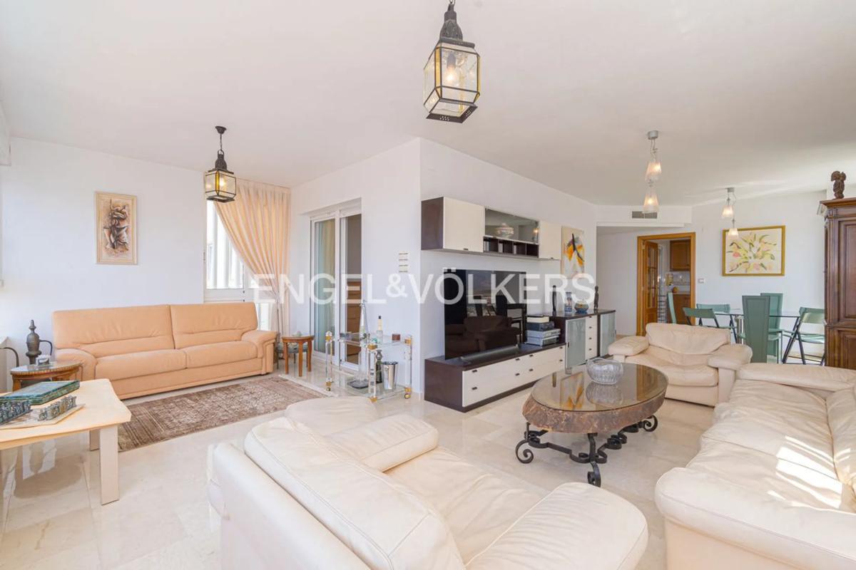 Продажа дуплекса на Avenida Ametlla de Mar, 17, Бенидорм photo 5