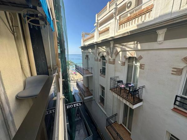 Apartment for sale in  Puerto, Benidorm photo 1